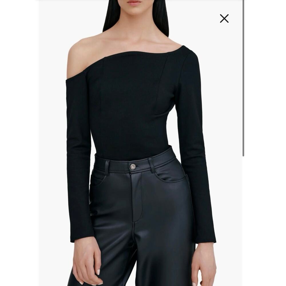 NWOT Marcella Sylvan One-Shoulder Top in Black SZ L